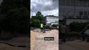 cómo viven las tradiciones los jóvenes en Villafranca del Bierzo con raíces medievales